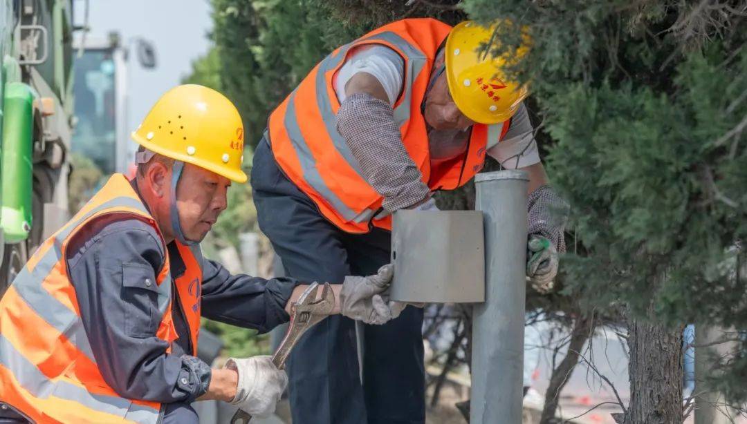 南京G205寧連公路段交通安全設(shè)施精細(xì)化提升工程全面啟動(dòng):交通安全設(shè)施